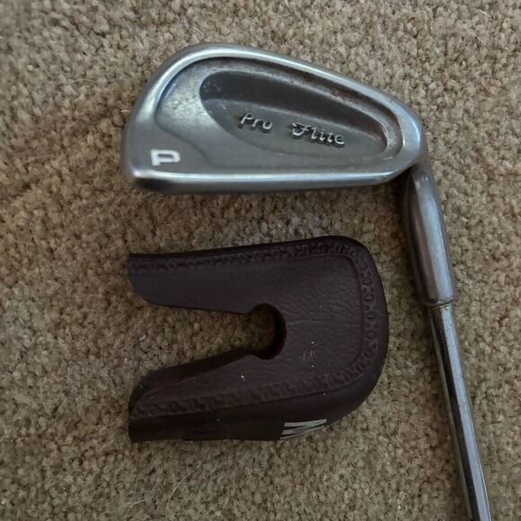 Spalding Top Flite RH Pitching Wedge Golf Club - Picture 2 of 10